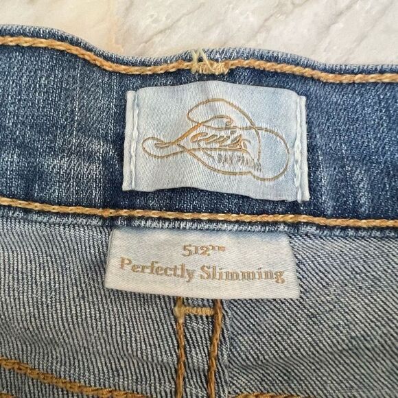 Levi’s 512 perfect slimming cropped jeans size 12 stretch - Picture 4 of 8